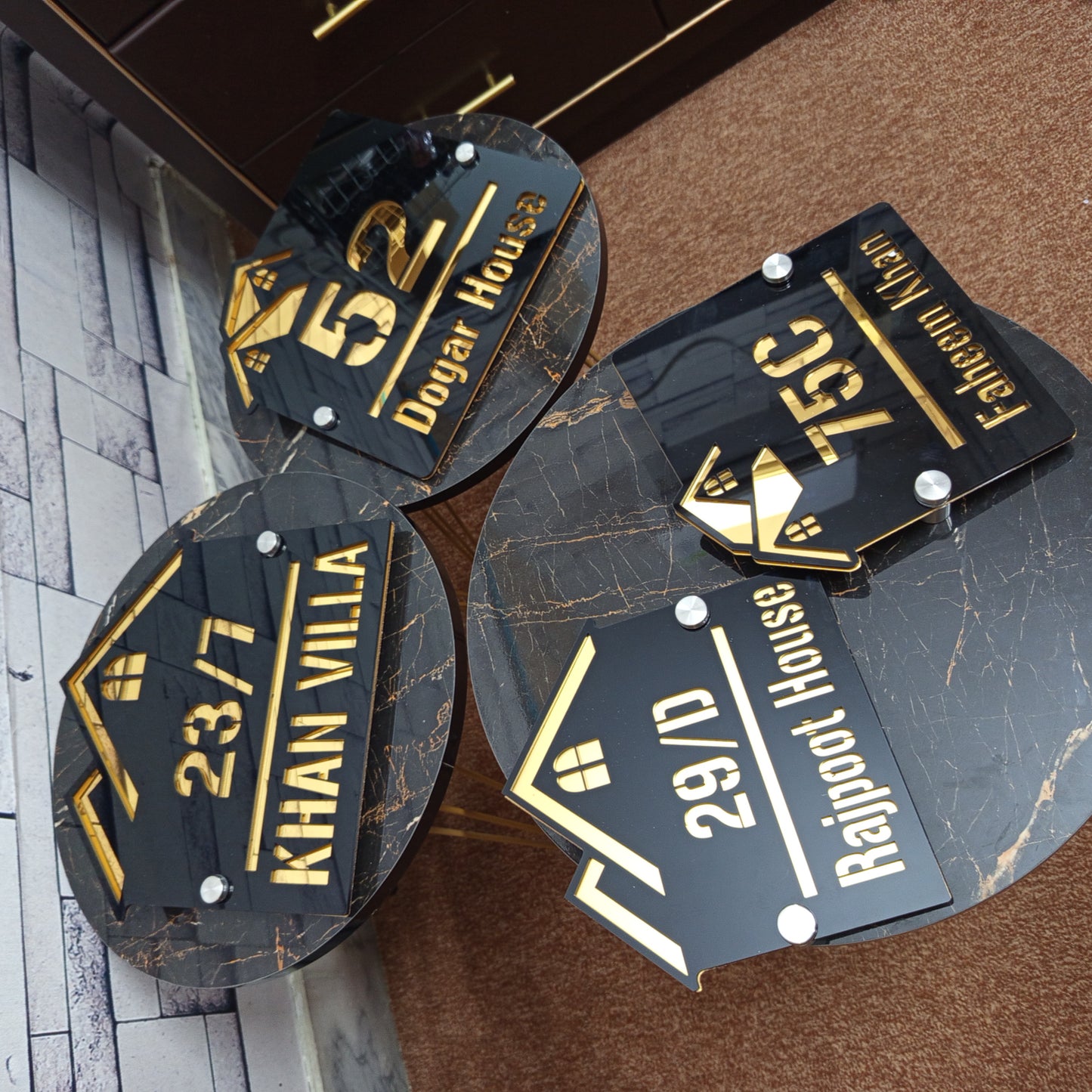 Outdoor Home Shaped Modern House Plates  ( Black with Golden )