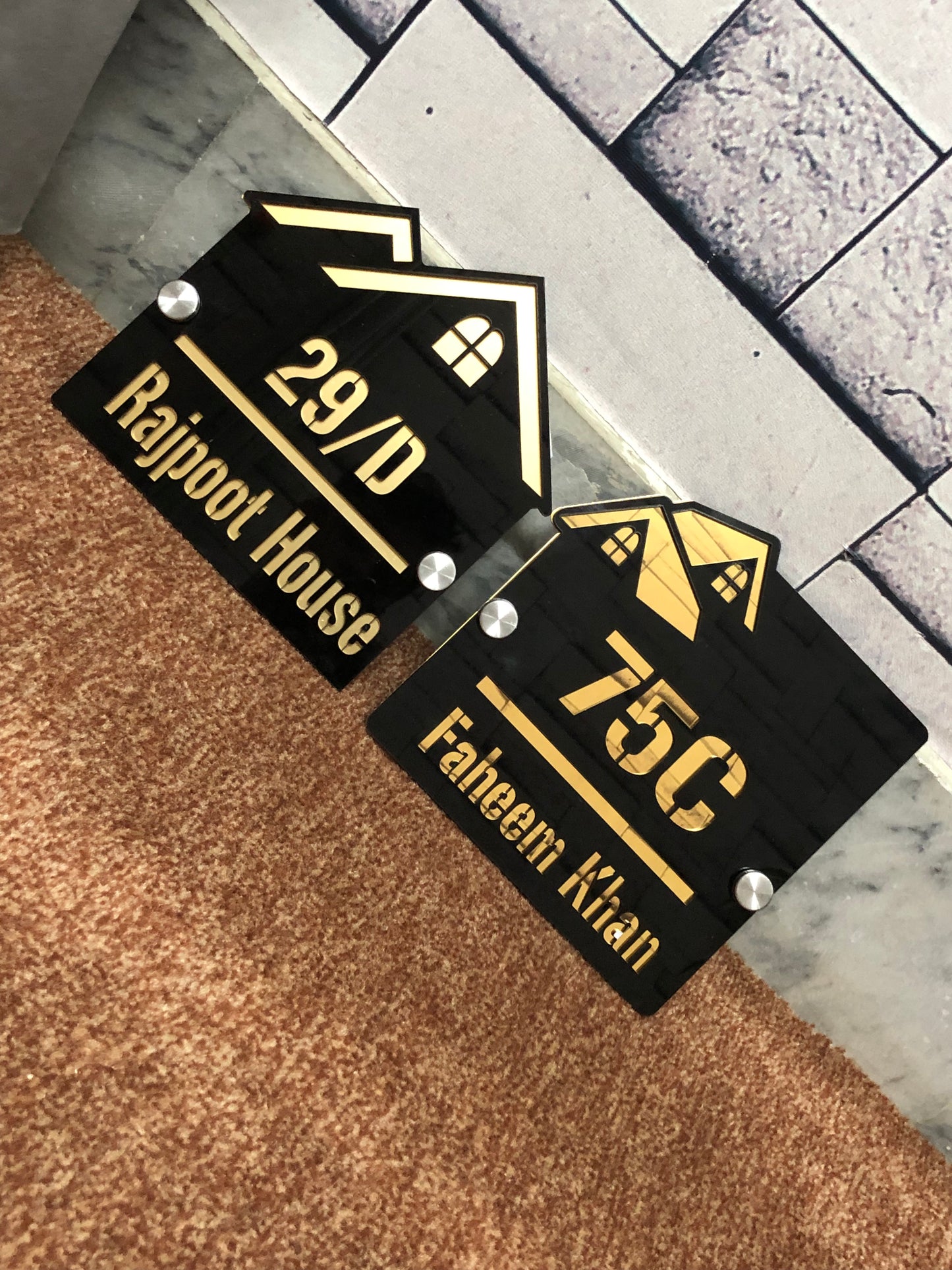 Outdoor Home Shaped Modern House Plates  ( Black with Golden )